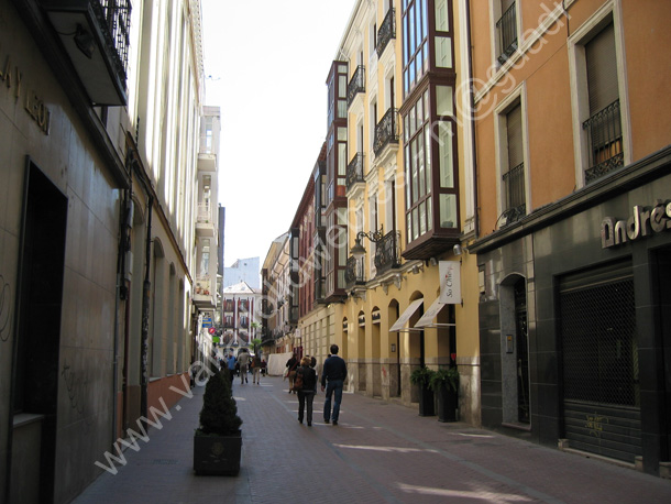 Valladolid - Calle Montero Calvo 001 2009