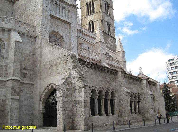 Valladolid - Iglesia de La Antigua (113)