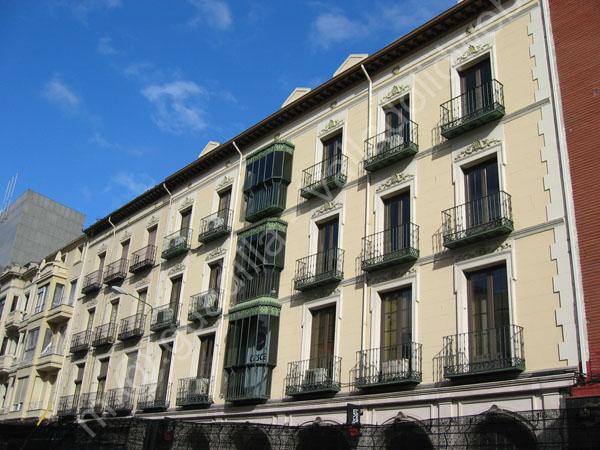 Valladolid - Calle Duque de la Victoria 028 2008