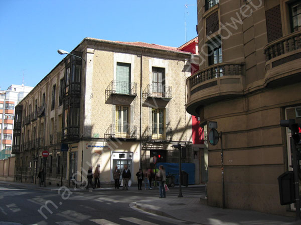 Valladolid - Calle Lopez Gomez 042 2009