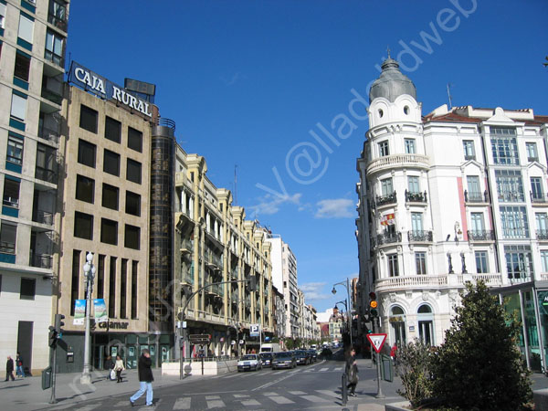 Valladolid - Calle Miguel Iscar 019 2008