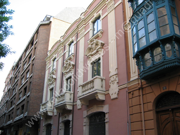 Valladolid - Calle Teresa Gil 001 2003