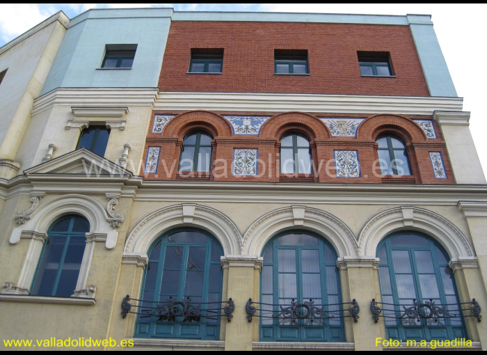 VALLADOLID - EDIFICIO DE CORREOS (106)