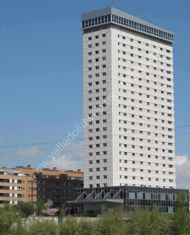 Valladolid - Edificio Duque de Lerma 000 2010