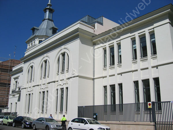 Valladolid - Antigua Escuela de Comercio 017 2009