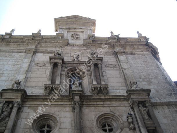 Valladolid - Iglesia del Salvador 006 2011