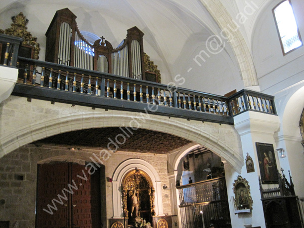 Valladolid - Iglesia de Santiago 050 2011