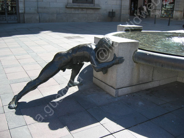 Valladolid - Fuente de los Titanes o Los Colosos de Pedro Monje 1996 - Plaza de la Rinconada 003 2008