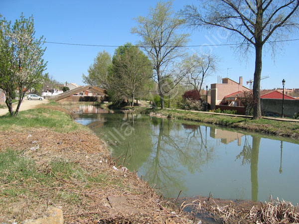 Valladolid - Darsena del Canal de Castilla 014 2009