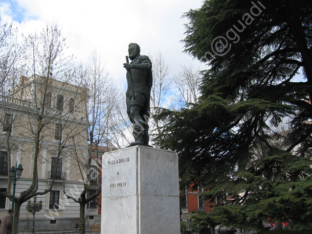 Valladolid - Plaza de San Pablo 004 Monumento a Felipe II 2008