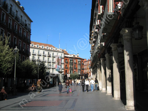 Valladolid - Plaza de Fuente Dorada 004 2008